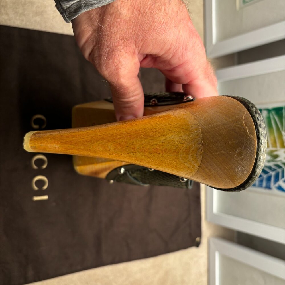 Gucci Mule Platforms in Python Snakeskin Green Le… - image 9